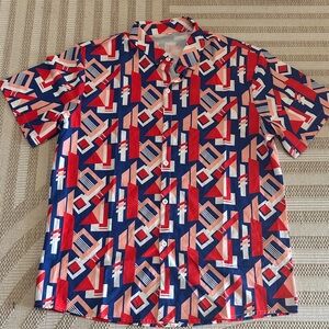 🚨3/$8🚨 NWOT Mens medium boutique polyester buttondown pit 22 length 30.5
